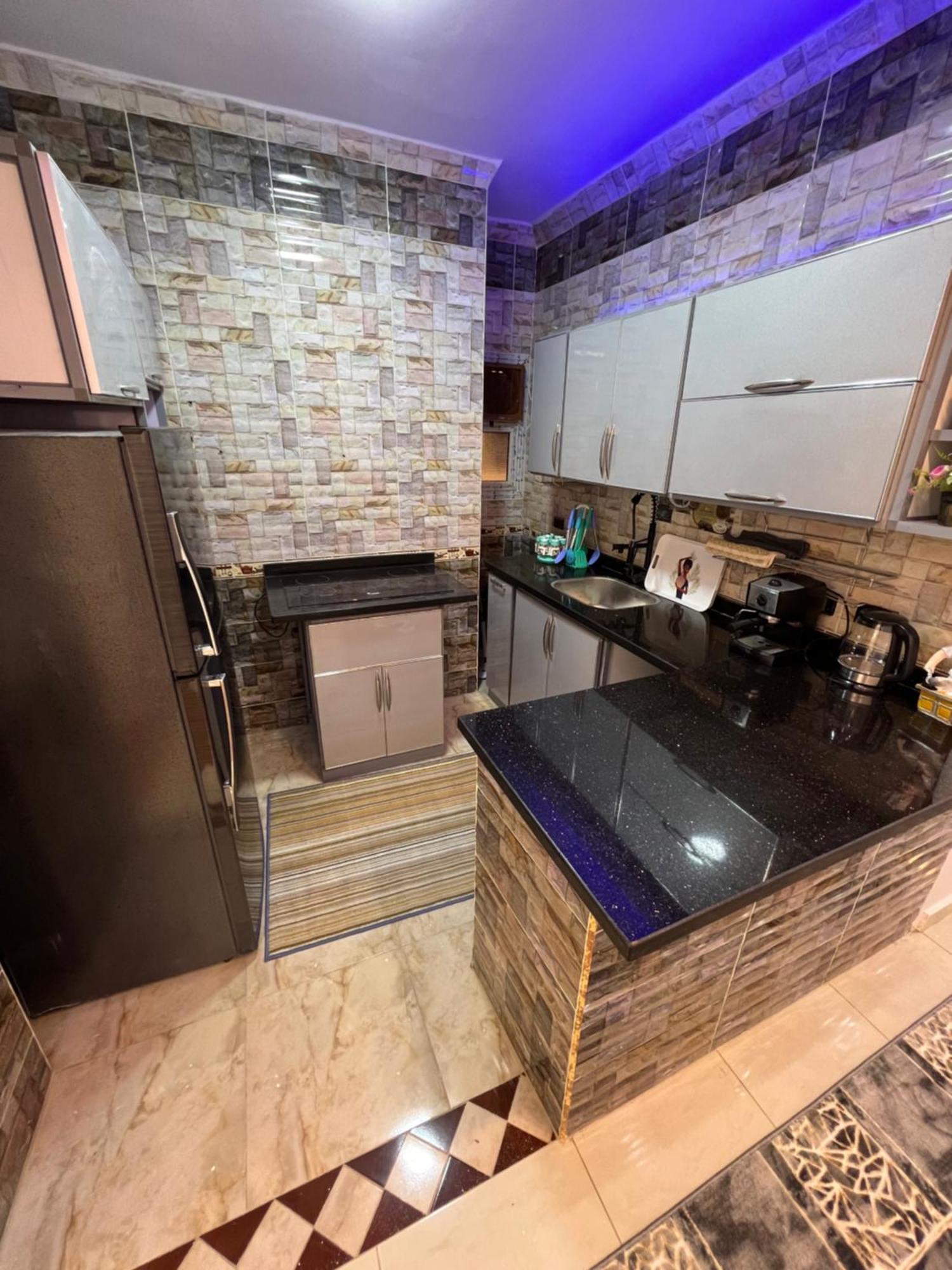 Pyramid Heights Appartement *